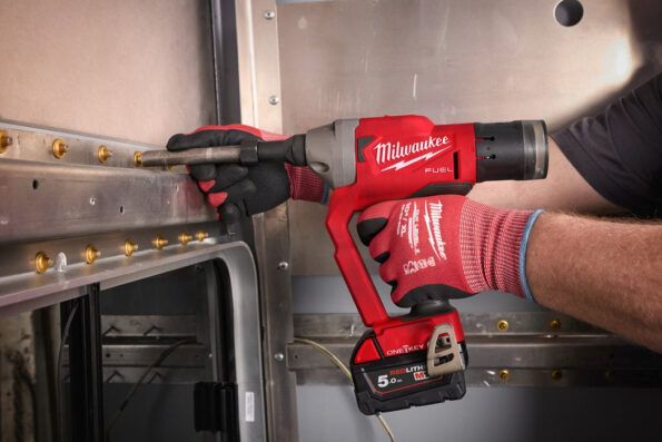 M18 ONEFLT-502X M18 FUEL™ PISTOLA PER BULLONI A STRAPPO HUCK® CON ONE-KEY™ - immagine 2